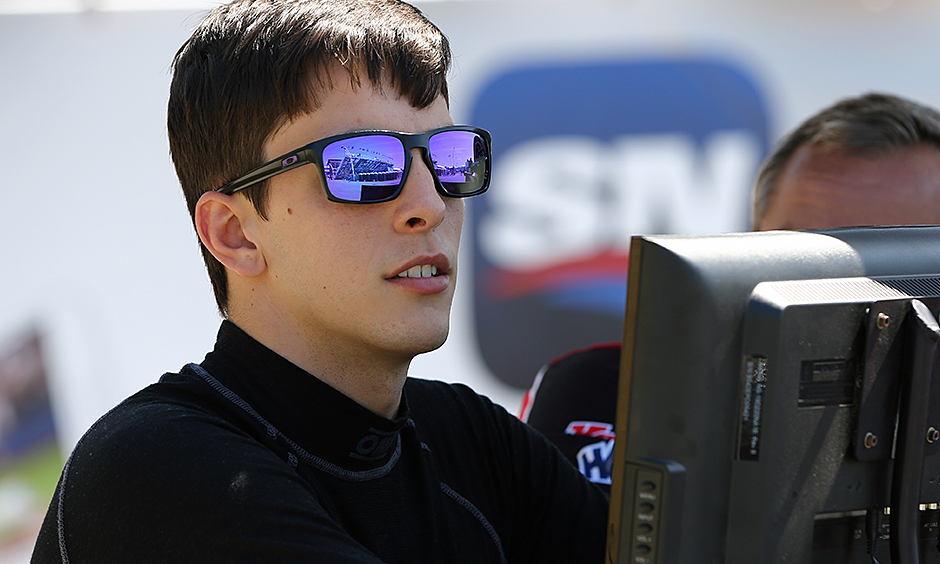 Urrutia relying on team for push to top in Indy Lights