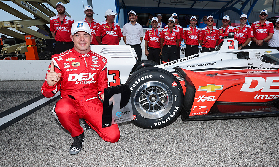 Scott McLaughlin wins pole at World Wide Technology Raceway.