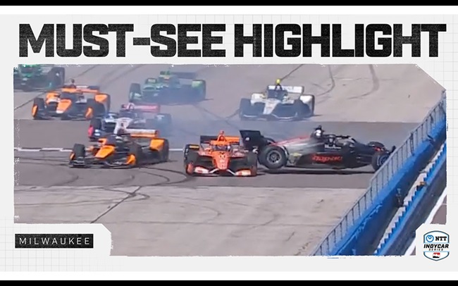 Josef Newgarden, Multiple Cars Wreck before Green Flag at Milwaukee